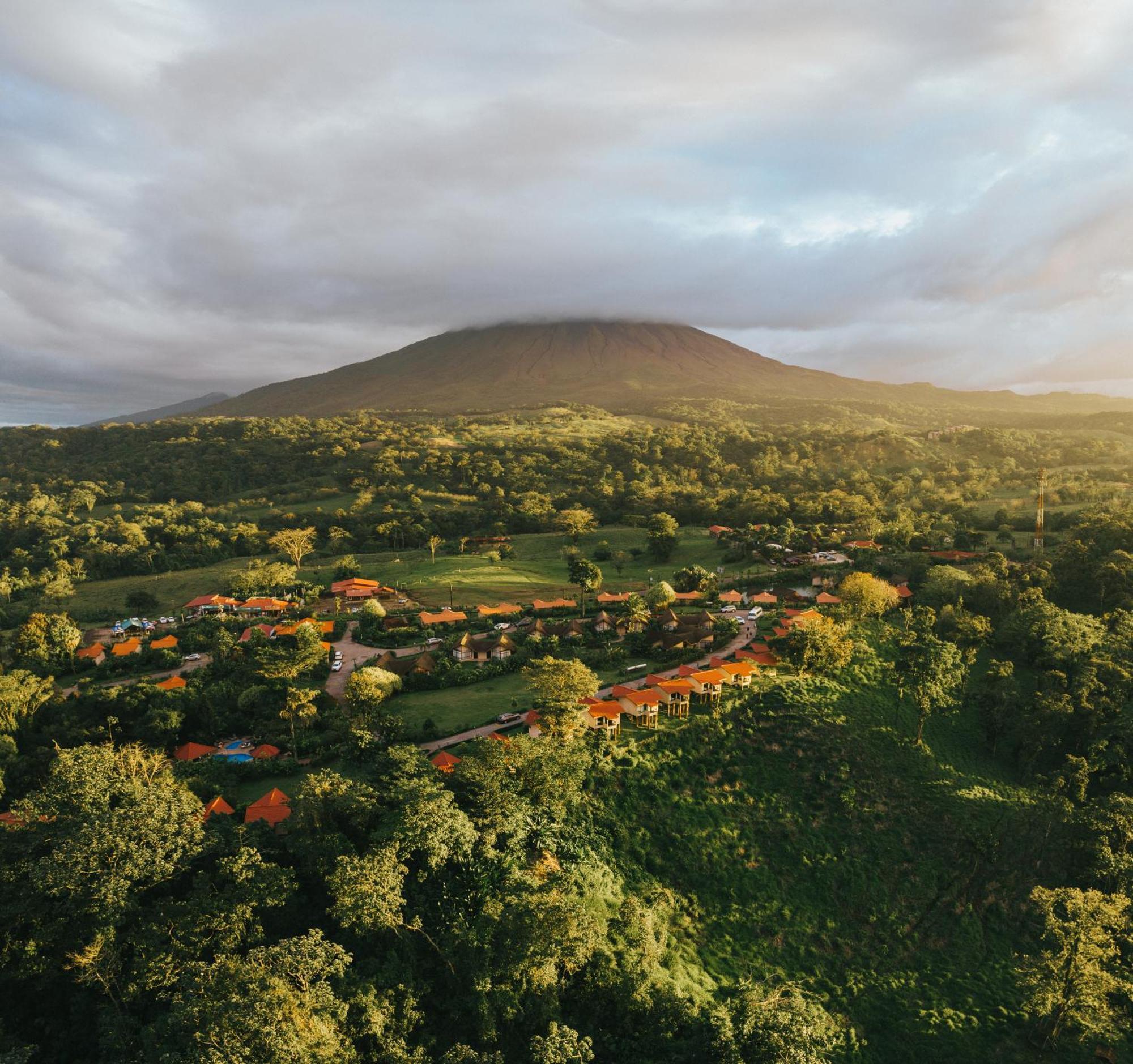 Montana De Fuego Mountain Resort & Spa La Fortuna Esterno foto